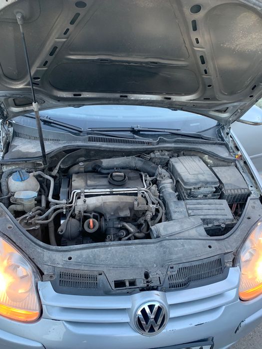 Голф 5 2004г 6 скорости