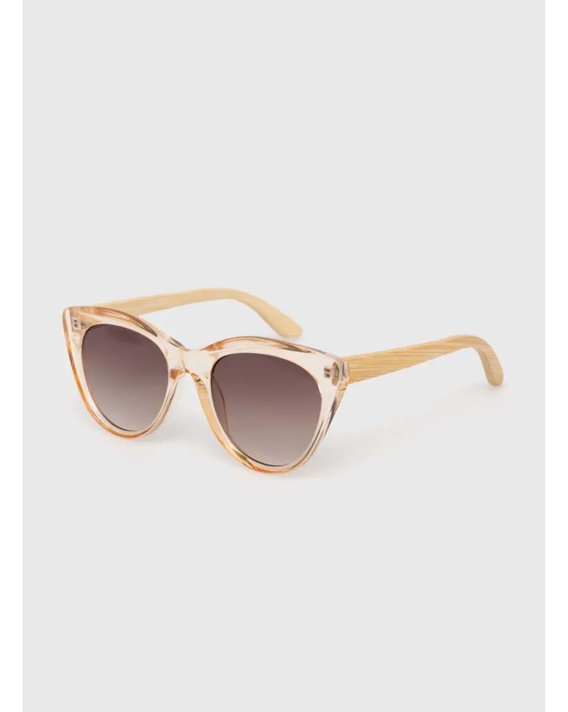 Слънчеви очила с дървена рамка