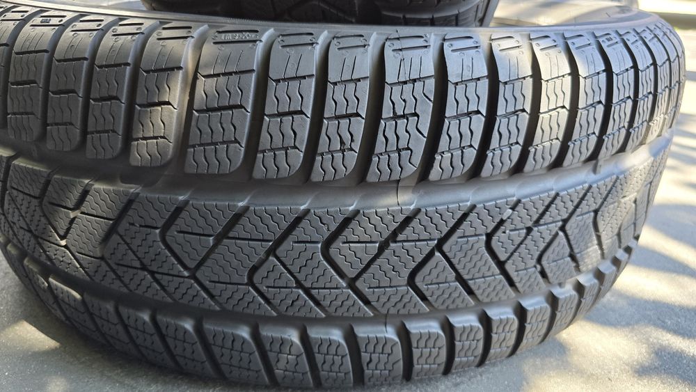 2 anvelope iarnă Pirelli 235/60/16 -transport gratuit