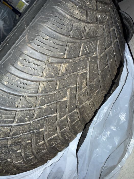 Set roti tabla de iarna 5X112 R16 cu Anvelope 215/65R16