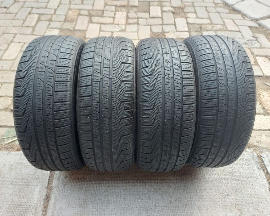 Set 2buc 225/45 R18 95V Pirelli SottoZero *BMW RFT RSC M+S iarnă 2019