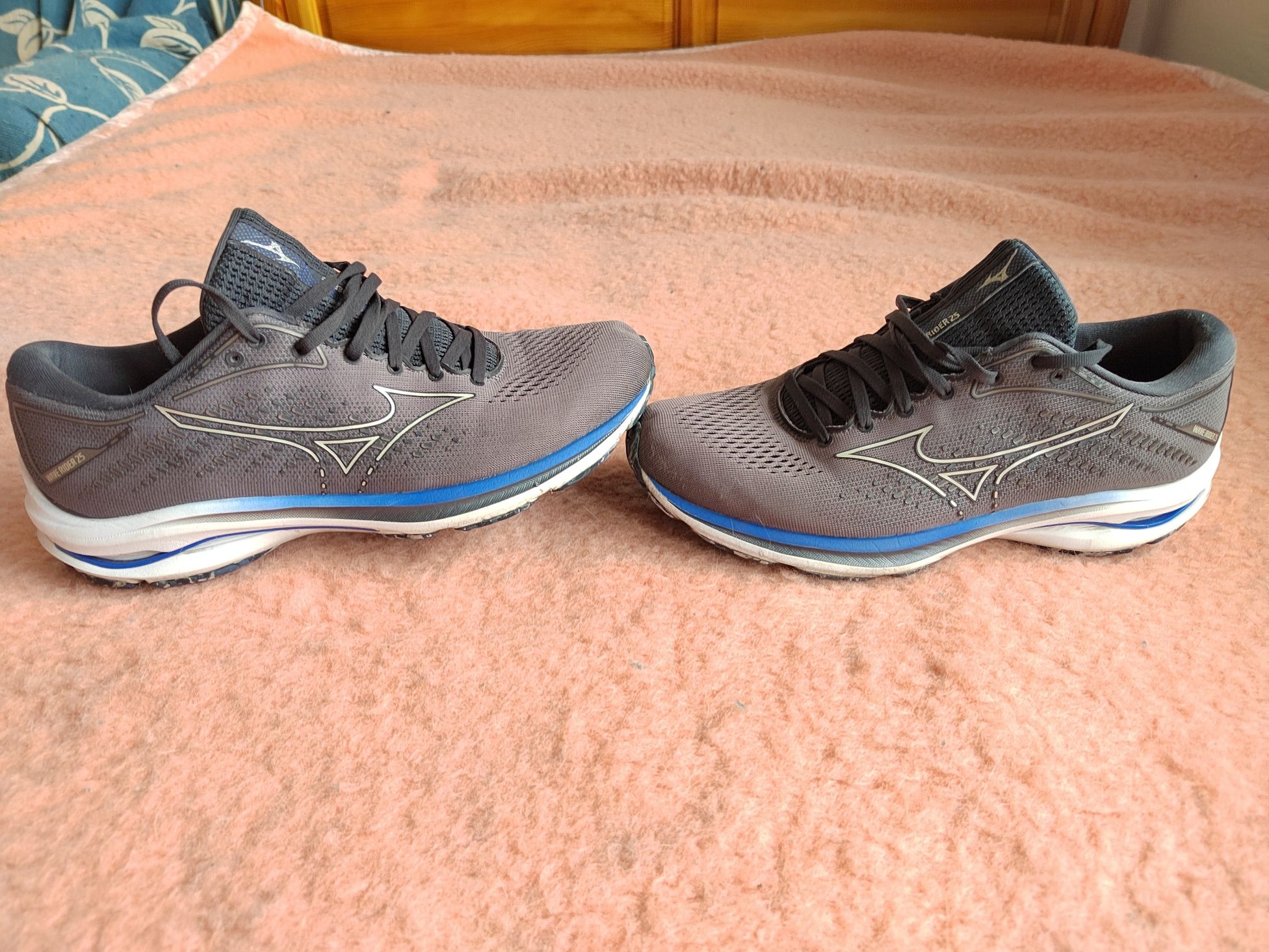 Mizuno wave rider 25, 2021 година