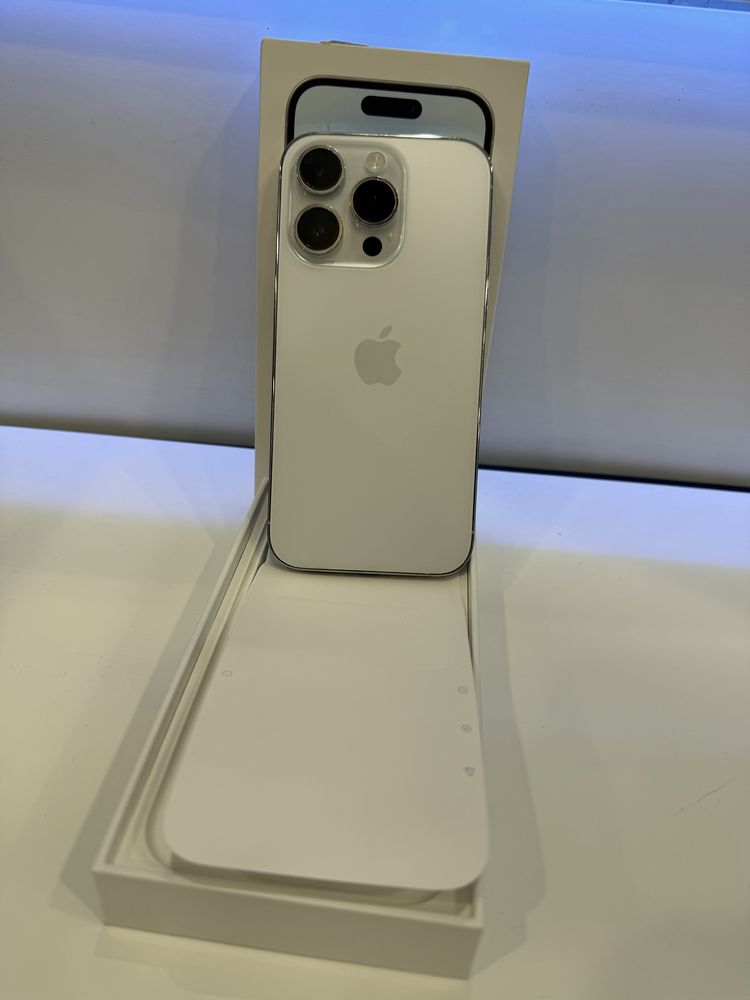 iPhone 14 Pro 256GB Silver / 84% батерия