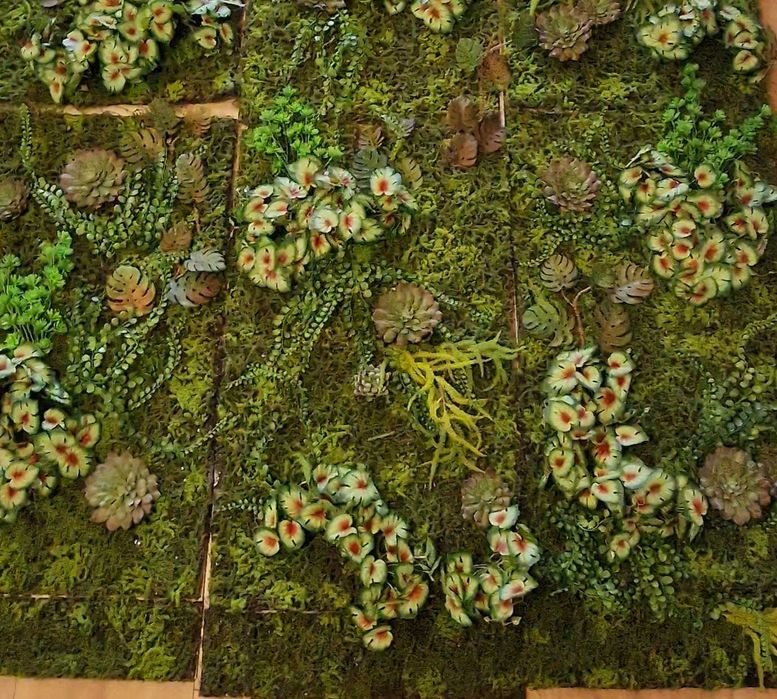 Panou plante artificiale realizat la comanda