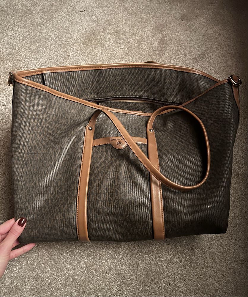 Чанта Michael Kors