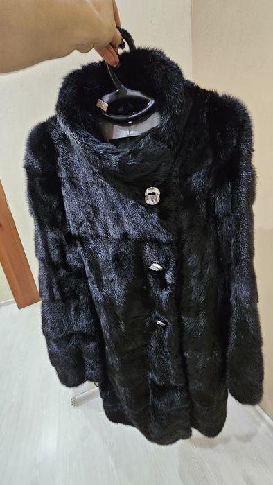 Продам норковую шубу