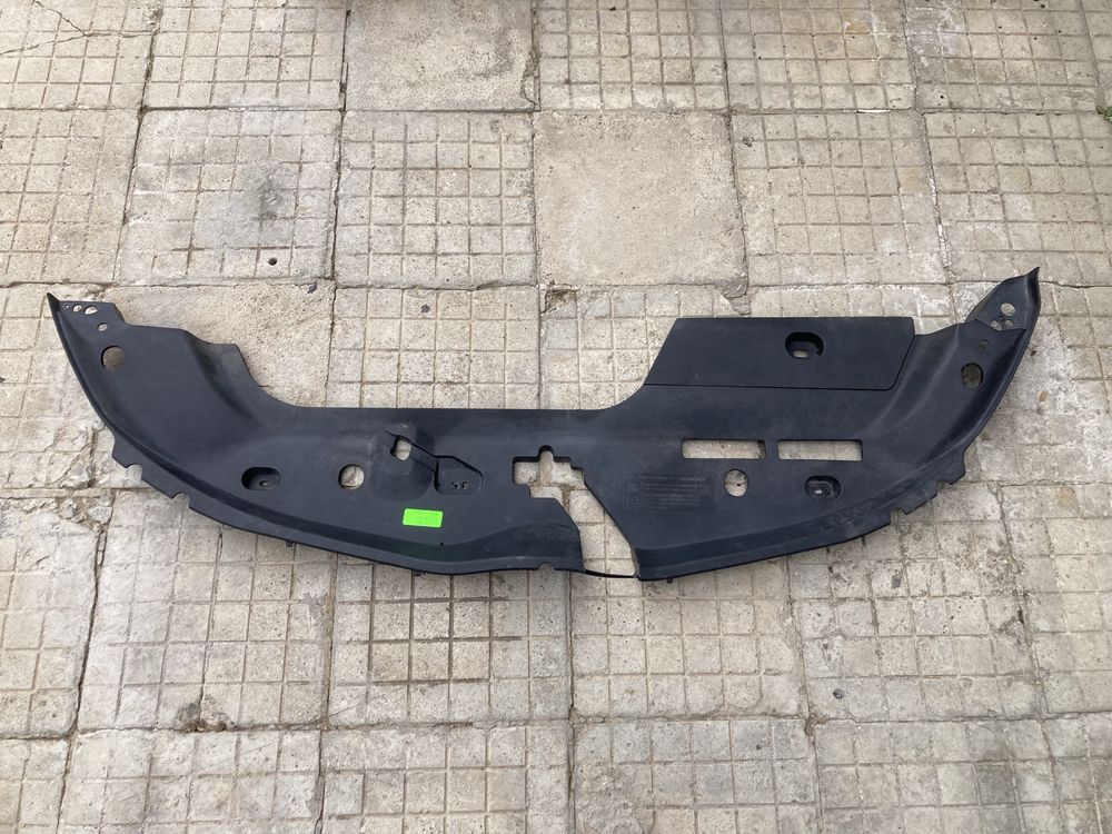 Кора над радиаторите за тойота версо/ Toyota Verso 09-12г