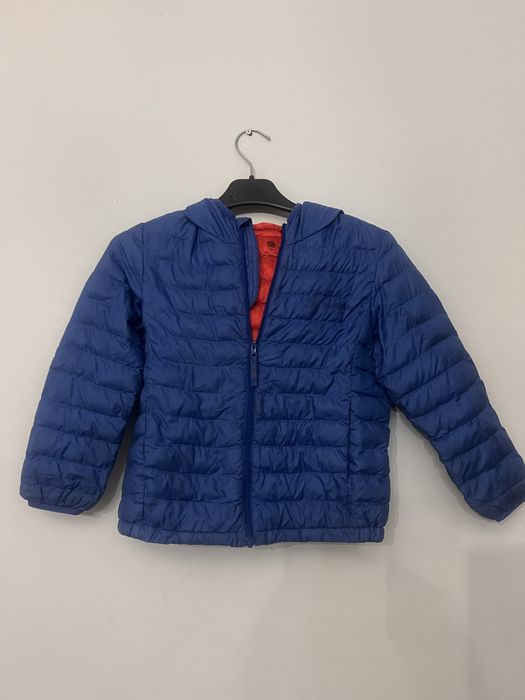 Куртка уникло на 6 лет