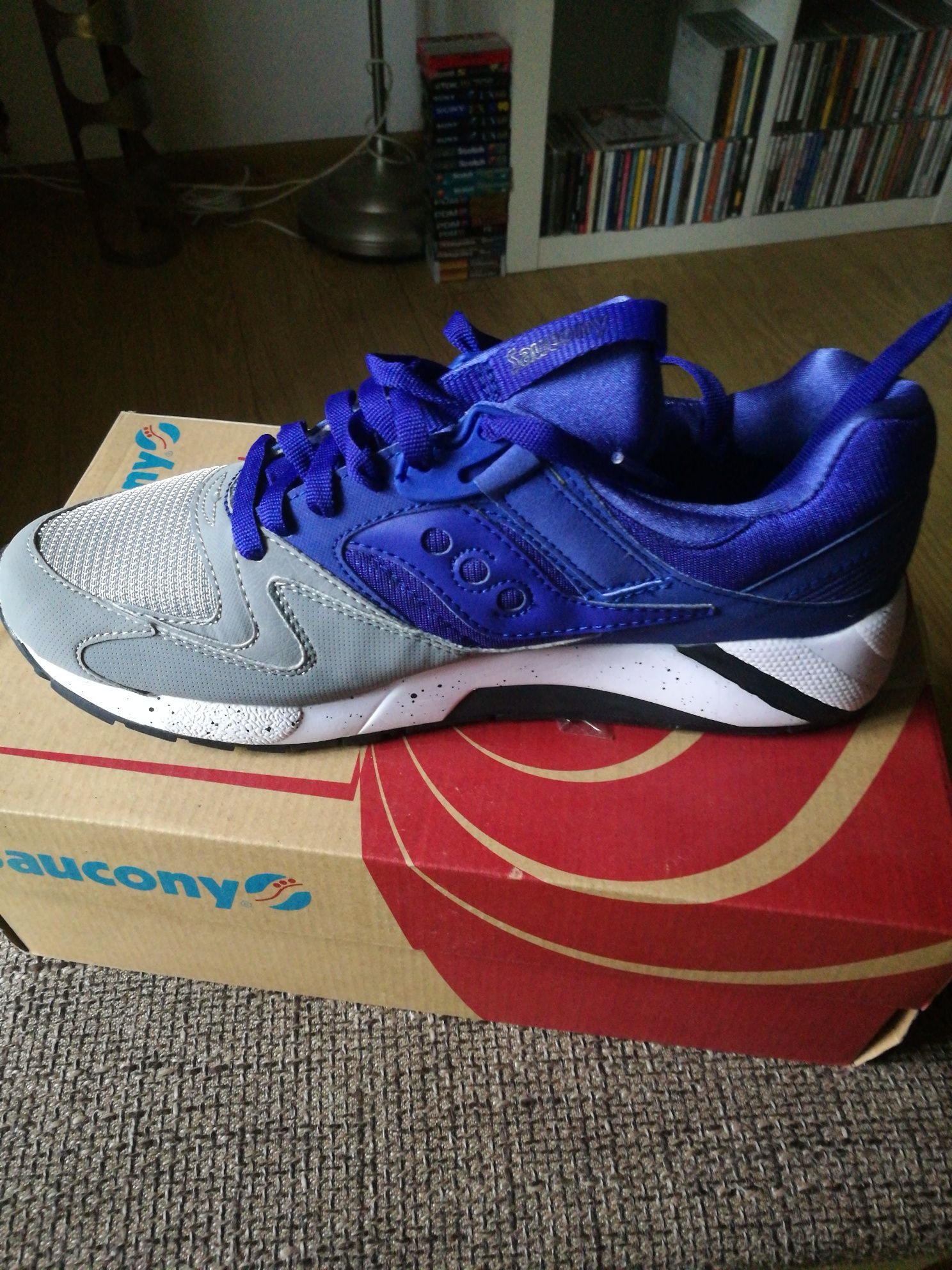 saucony grid 9000