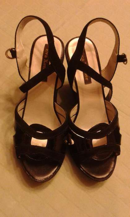 Vand sandale dama piele lacuita marimea 37