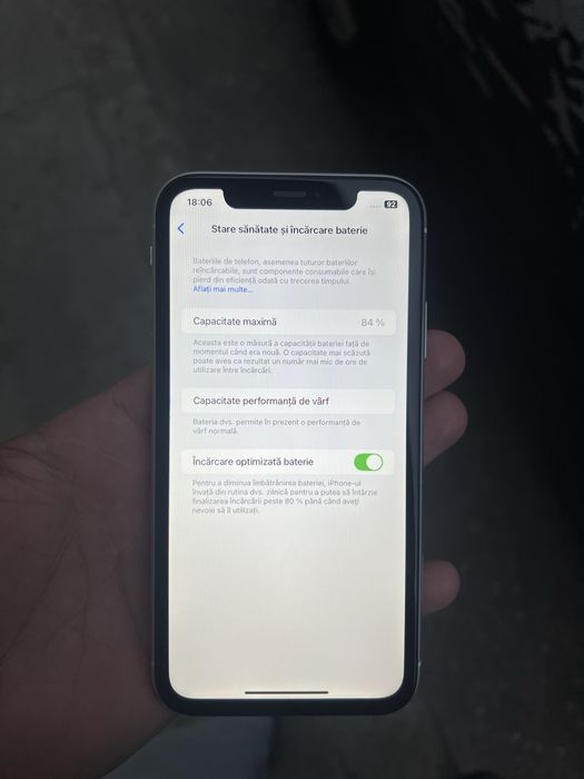 Iphone xr  white