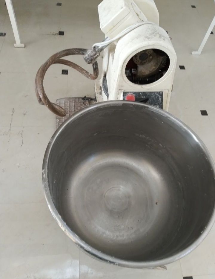 Печка мишалка для теста и формы для буханки