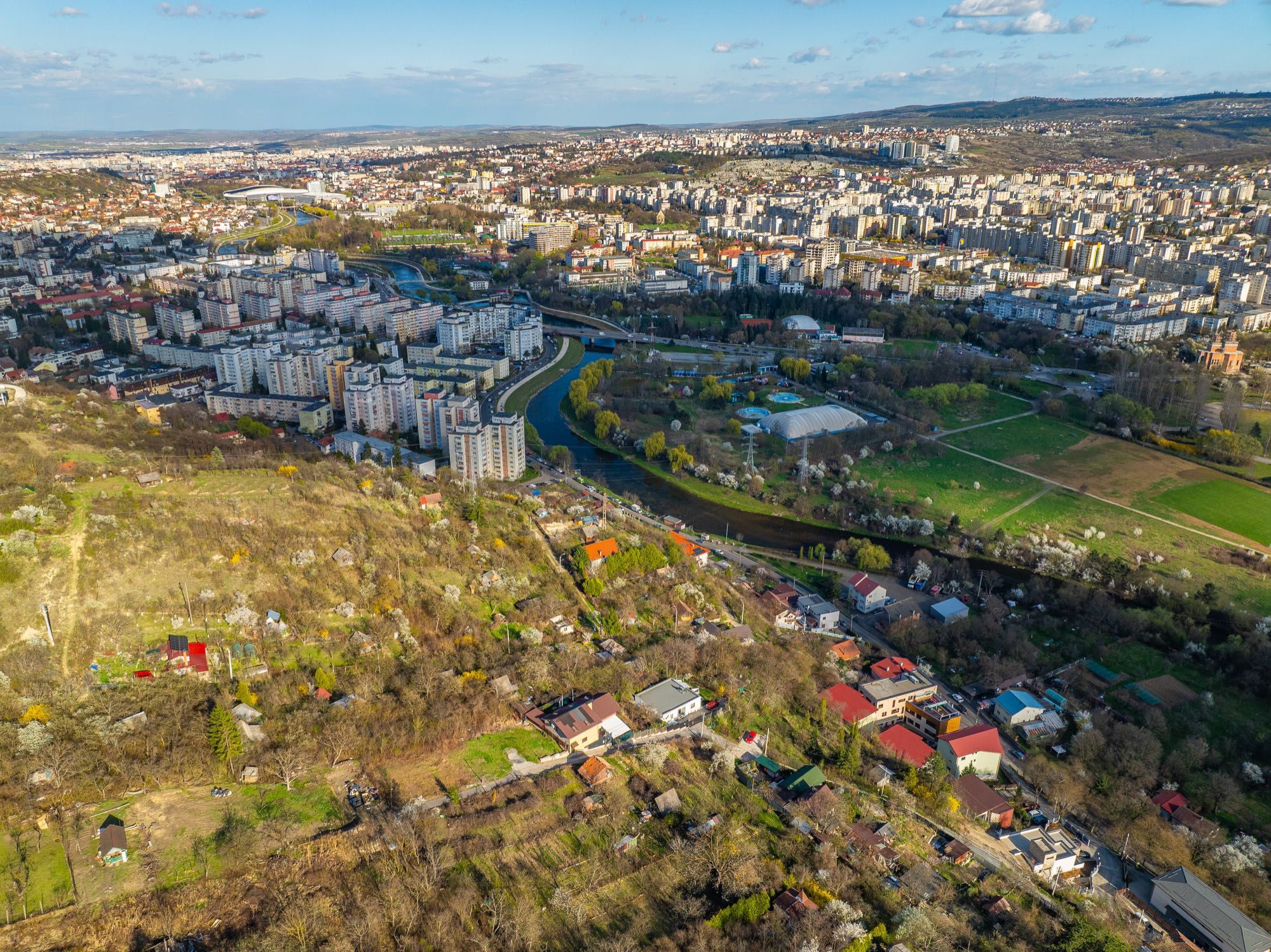 Vand teren cu panorama in cartierul Grigorescu