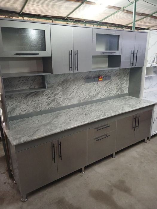 Кухинний kuhinniy