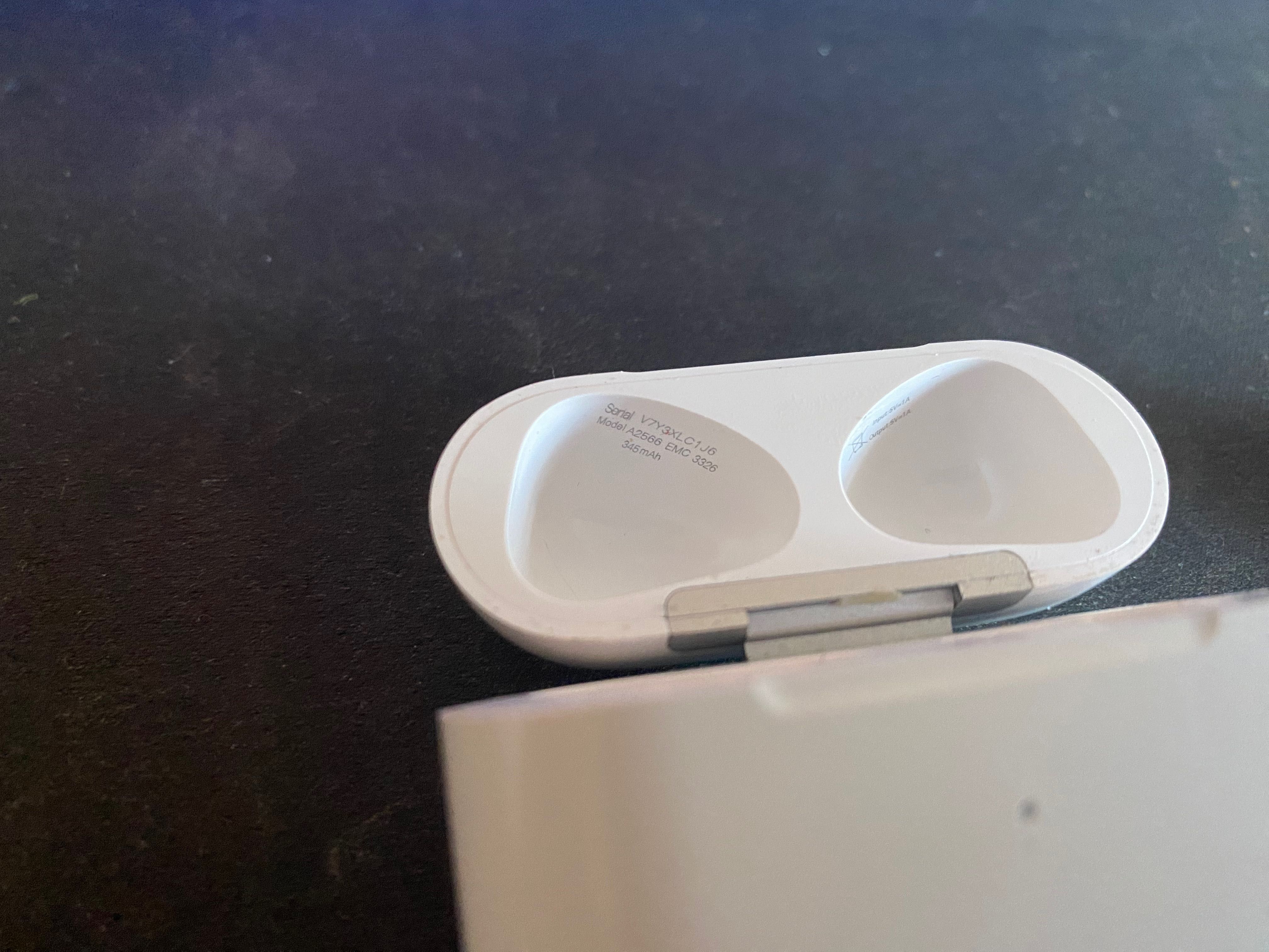 AirPods 3 с MagSafe