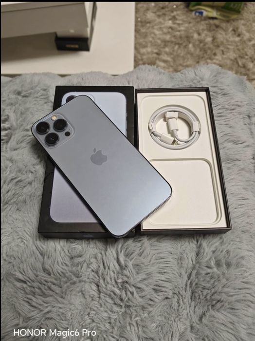 Iphone 13 pro max sierra blue