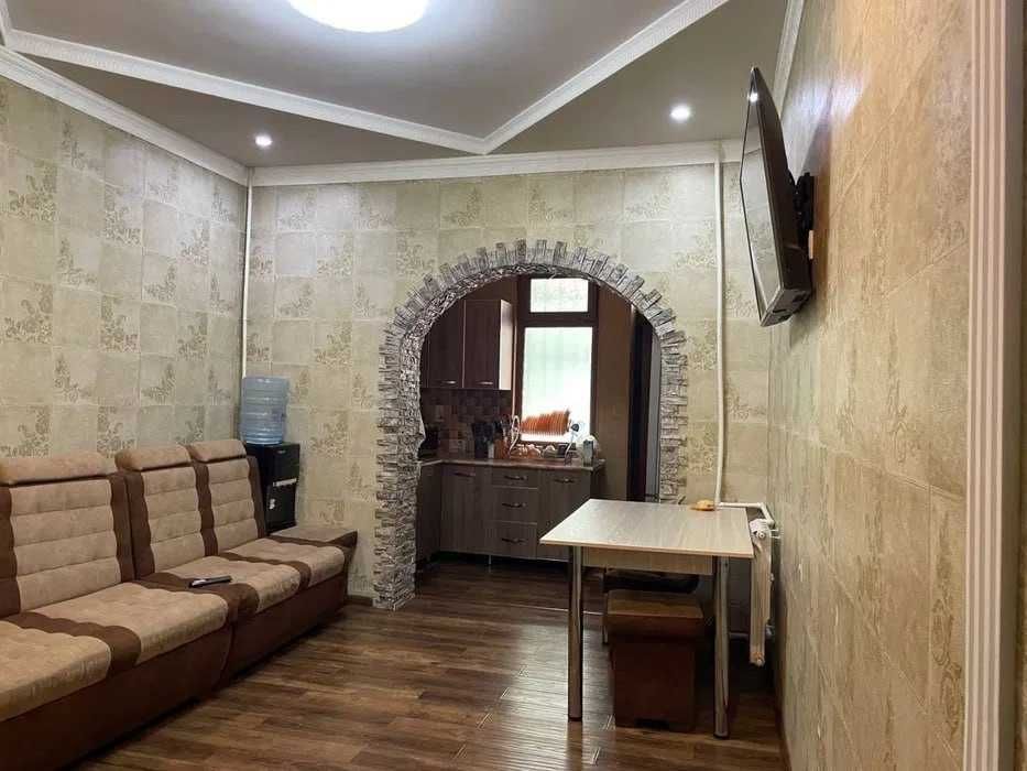 Продаётся Карасу-1 3/1/5  с парковкой + задний дворик ор-р 209-школа !