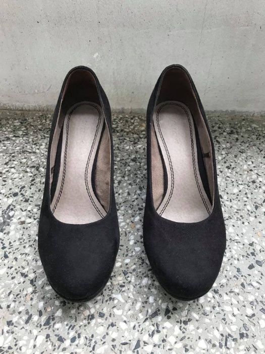 Дамски обувки на платформа
