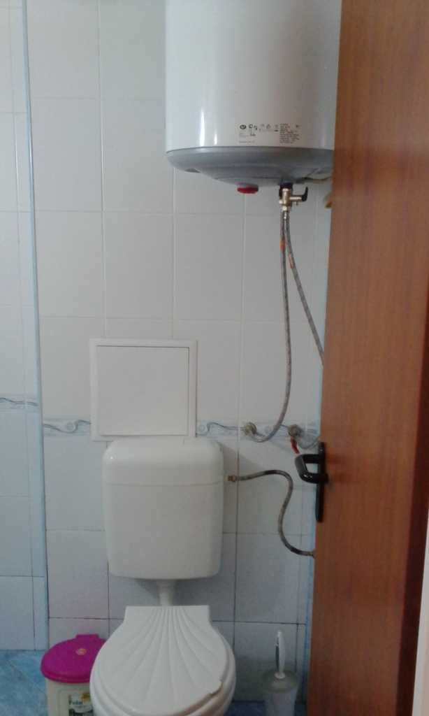 Дава се под наем Ателие в Ямбол, Център - 30 кв.м за 255 € - Снимка #9