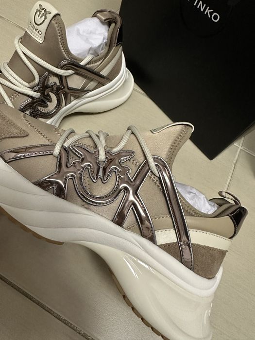 Чисто нови!! 100% Оригинални дамски маратонки Pinko Ariel 01