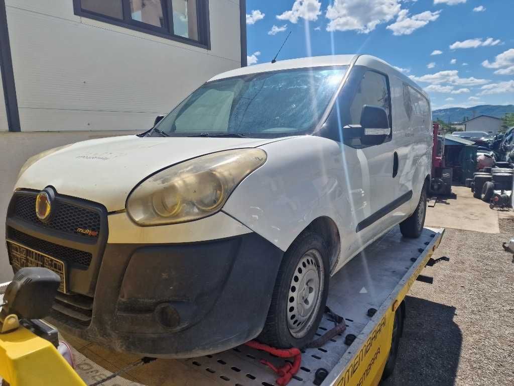 Dezmembrez Fiat Doblo 1.3 66KW an 2011 cod 263A2000