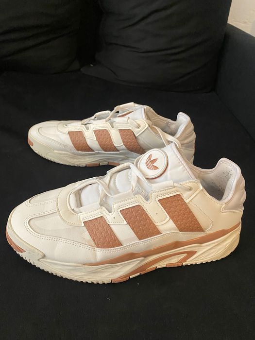 Супер маратонки Nike, Adidas