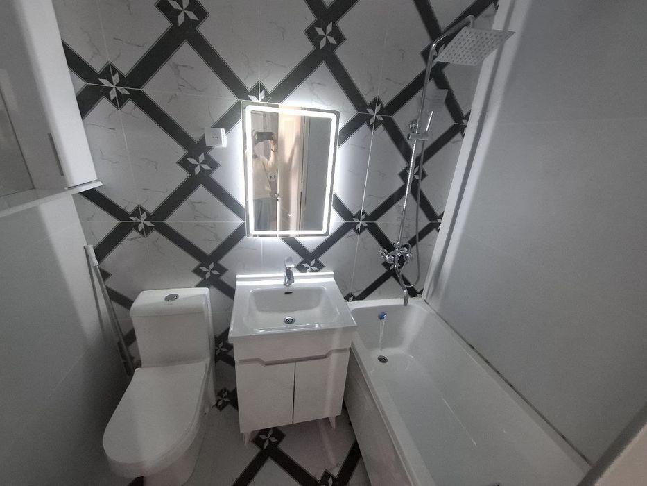 Кадышева,Евро,1в2,45м2,всё остаётся