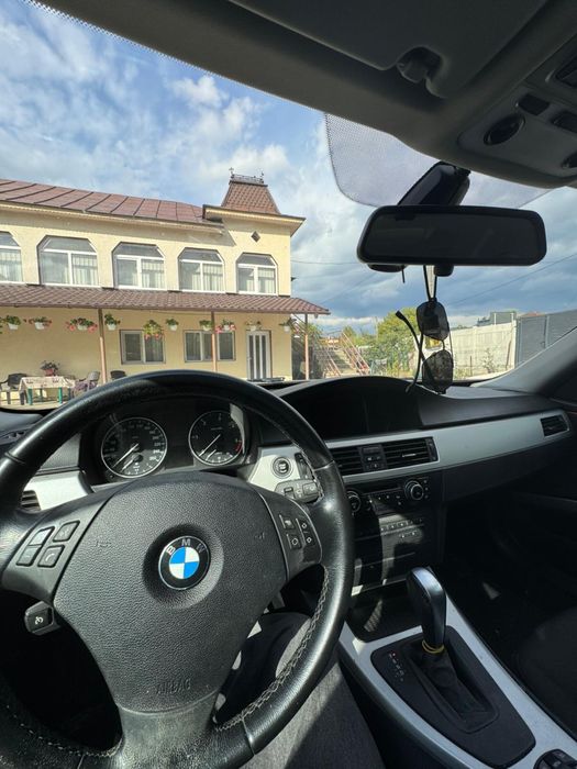 BMW e90 facelift