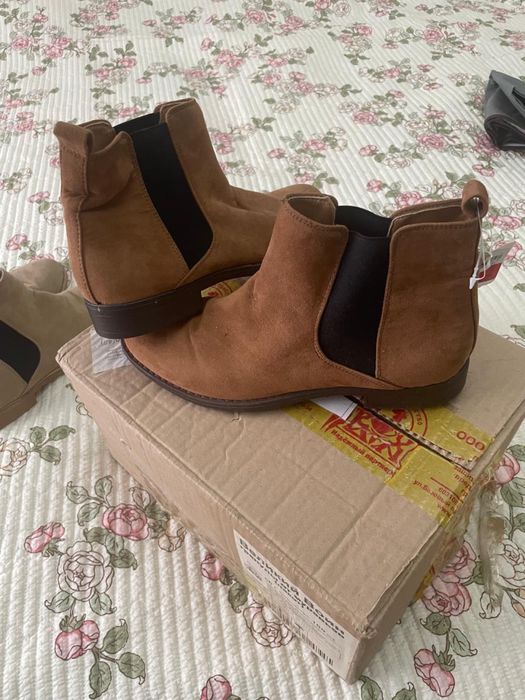 Продаю полусапожки натур замша