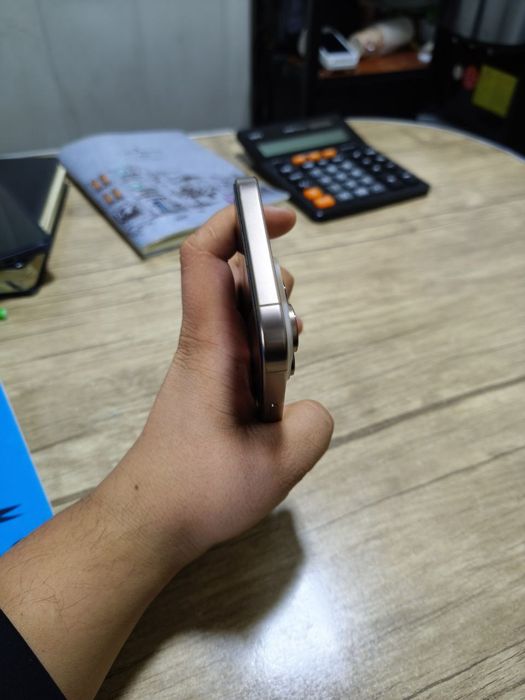 Iphone 16 pro max desert titanium 256gb