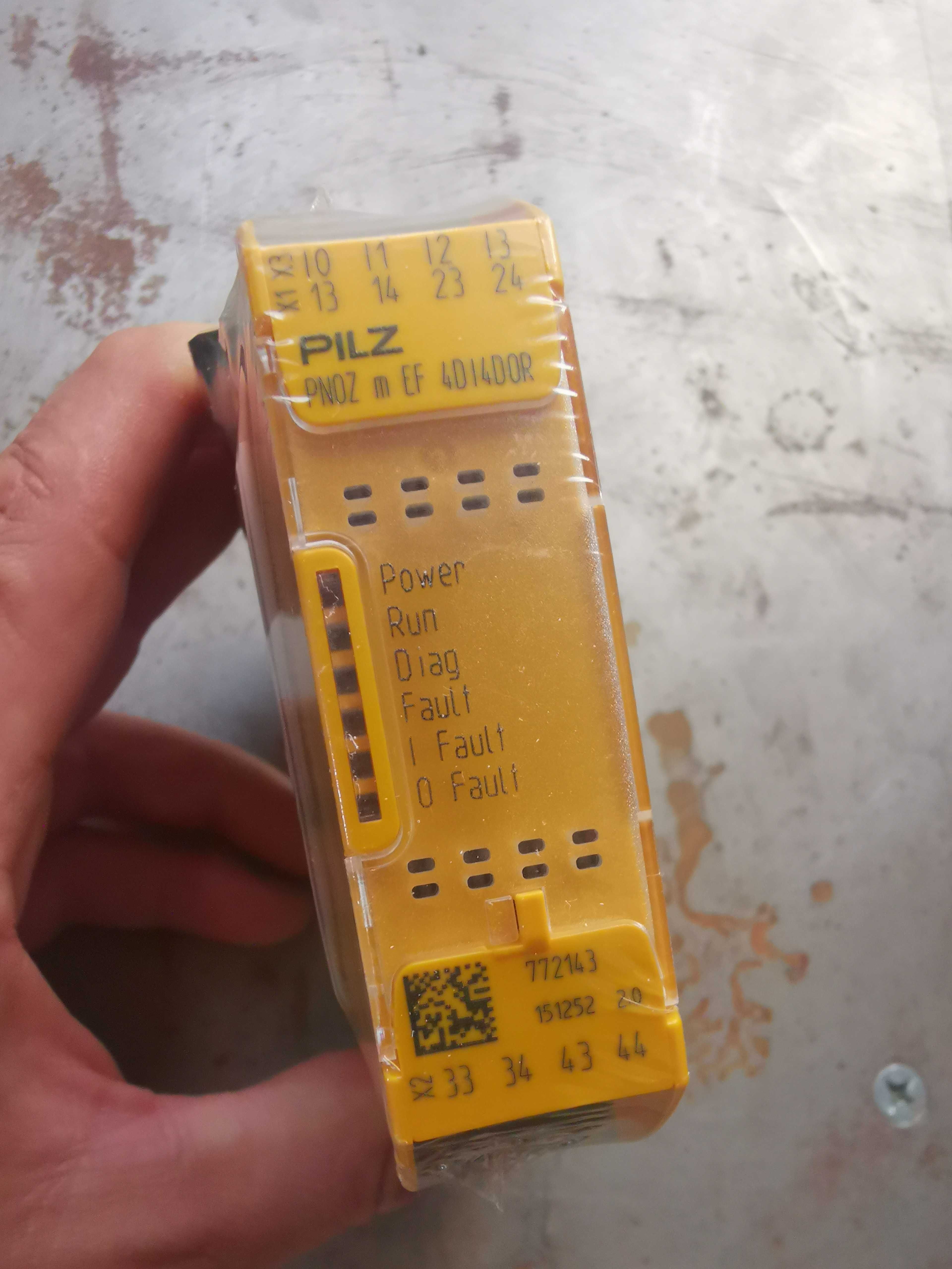 Releu safety modul input/output Pilz 772143 - PNOZ m EF 4DI4DOR