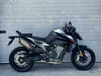 Ktm Duke 790 + Akrapovic / Qickshifter