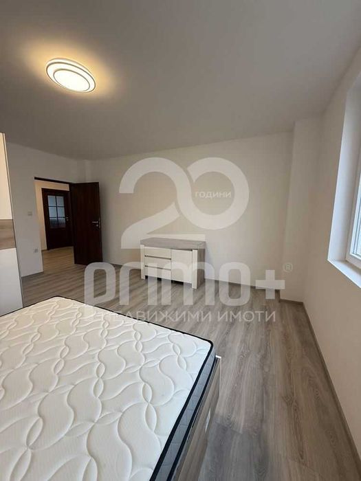 Дава се под наем Тристаен апартамент в Велико Търново, Колю Фичето - 90 кв.м за 459 € - Снимка #5