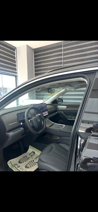 leapmotor c11 hybrid 300 km 2026 model