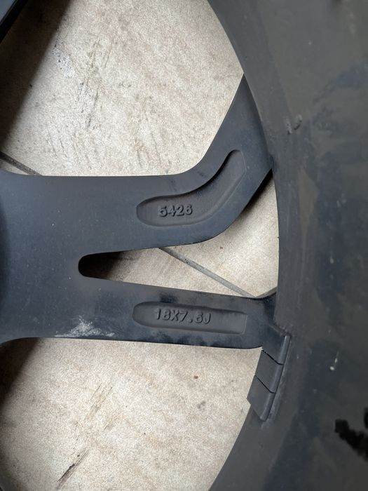 Roti jante 5x112 18 anvelope 225 40 R18 - Skoda VW Seat Audi