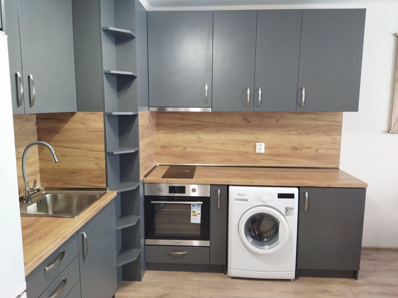 Дава се под наем Двустаен апартамент в София, Връбница 2 - 68 кв.м за 575 € - Снимка #4