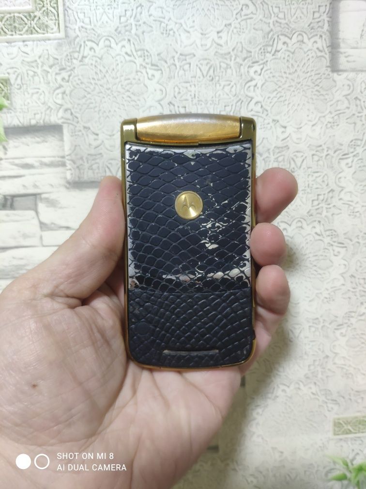 Motorola v -9(CDMA) Perfectum