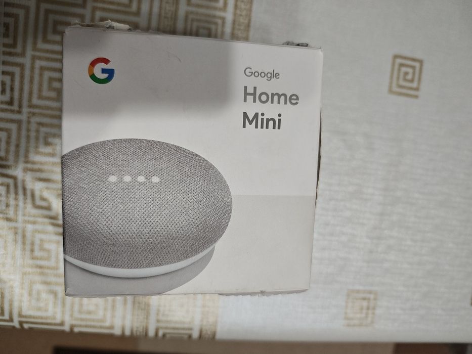 Google Home Mini.Pret. 100 lei.