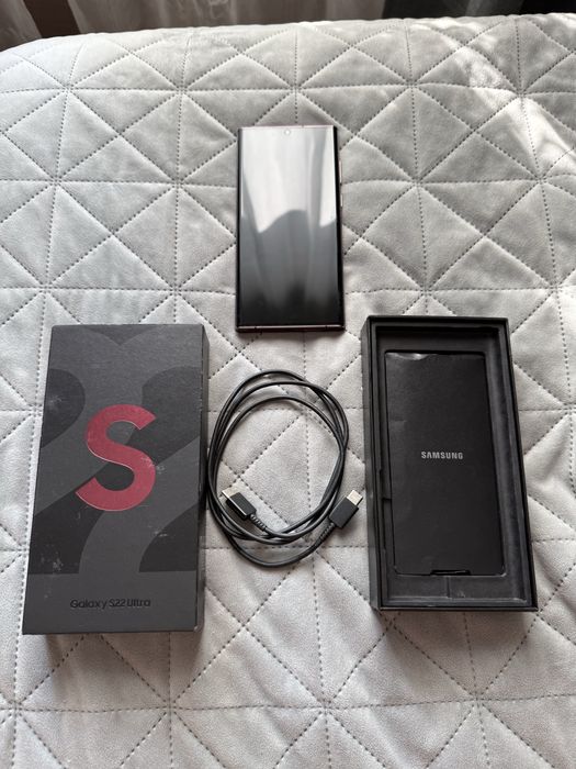 S22 Ultra 256 GB Burgundy