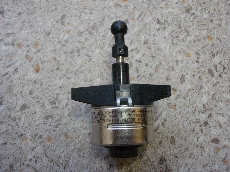 5DV009000-00 HELLA НОВИ оригинални баласти за D1S