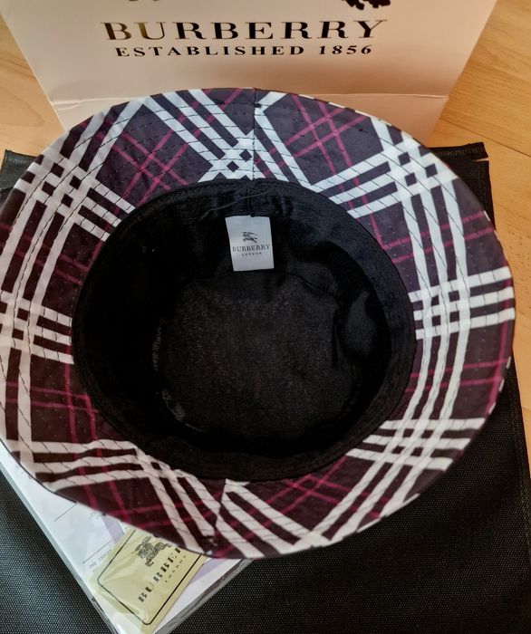 Palarie unisex, mărime universala, logo brodat, saculet, etichetă