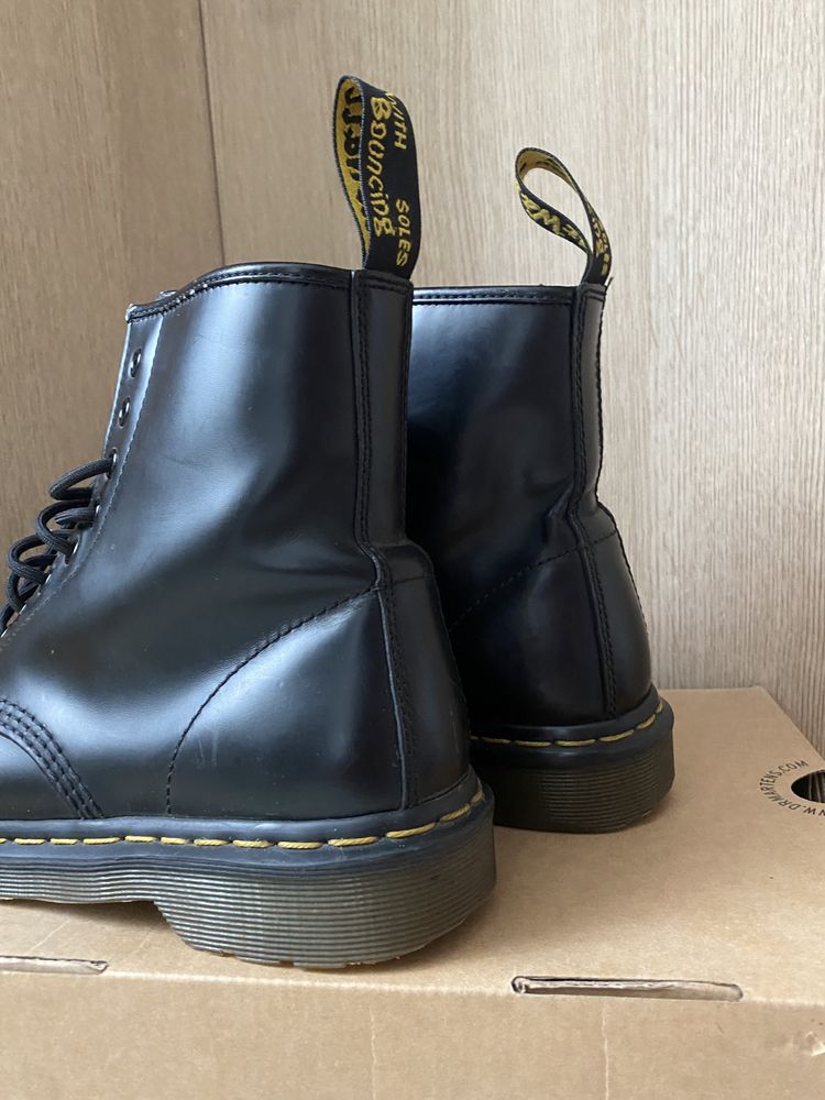 bocanci dama Dr. Martens din piele naturală