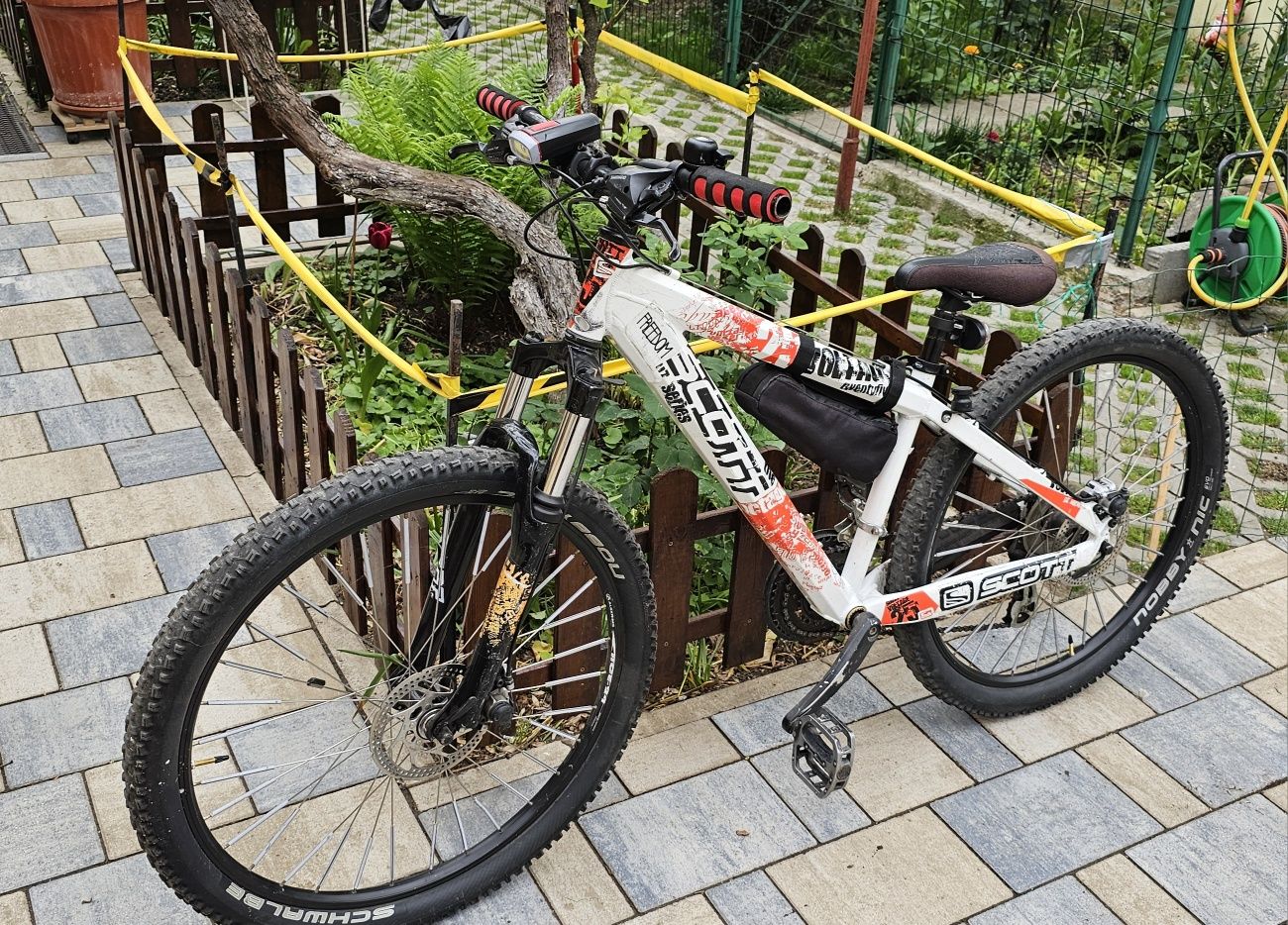 Bicicleta Scott Voltage 25 YZ series