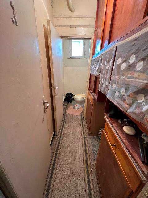 Продава се Тристаен апартамент в Търговище, Център - 90 кв.м за 935 €/кв.м - Снимка #6