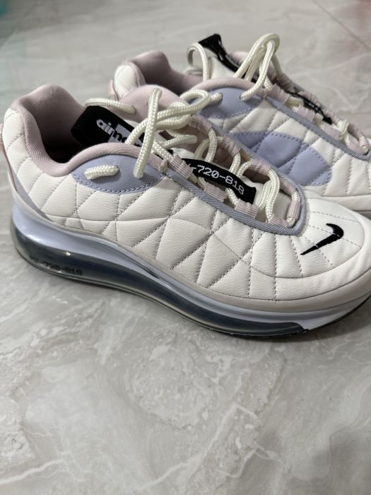 Nike 720 air max