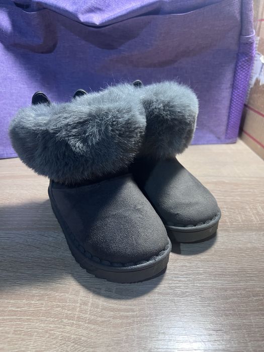 Уги для девочки