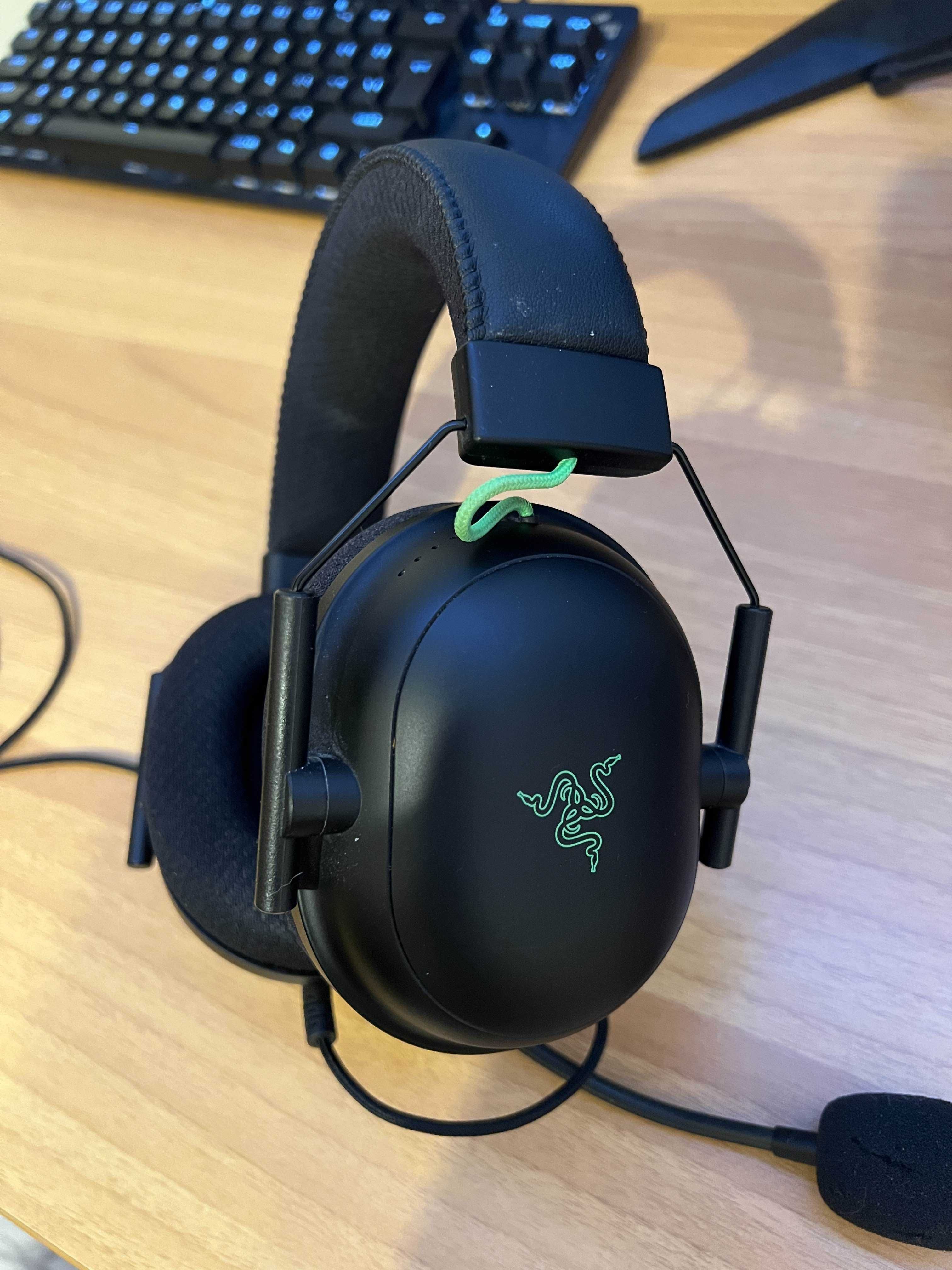 Геймърски слушалки Razer BlackShark V2 + USB Sound Card