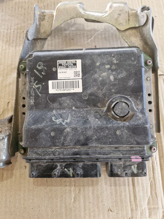 Продам эбу камри 40