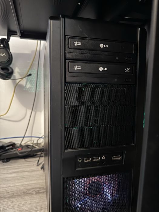 PC Ultra Gaming Retro RARITATE !