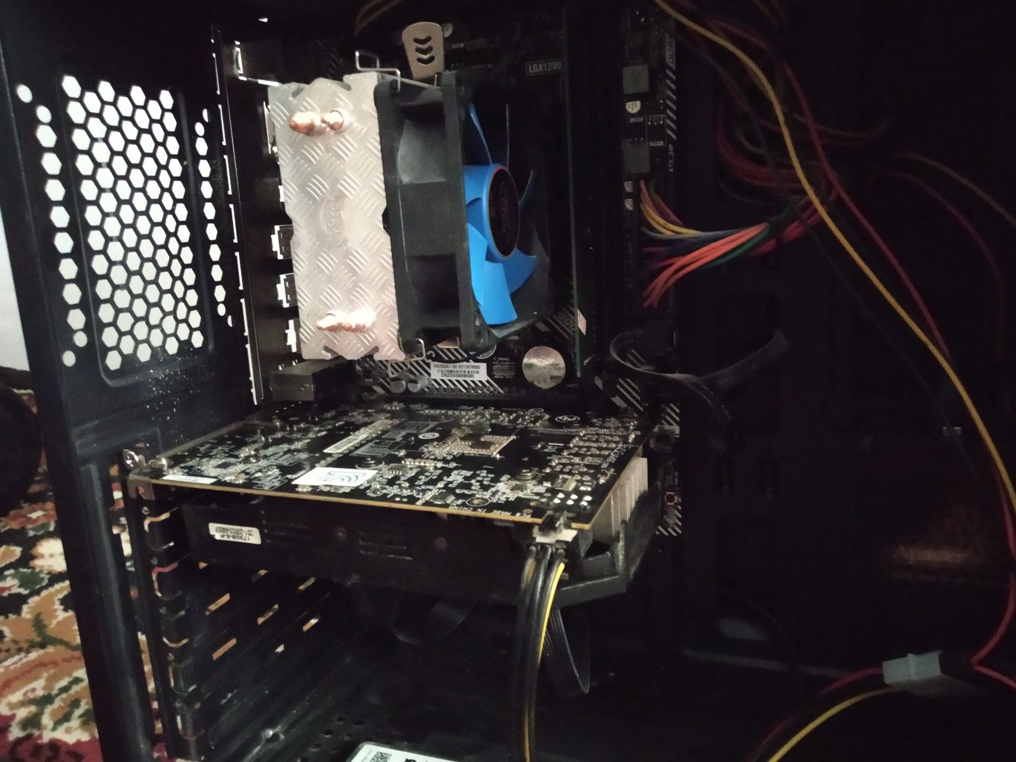 DDR 4     i3 10100 ideal